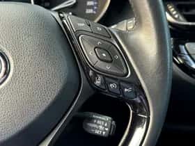 Toyota C-HR (2023) thumbnail 21