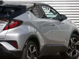 Toyota C-HR (2023) thumbnail 7