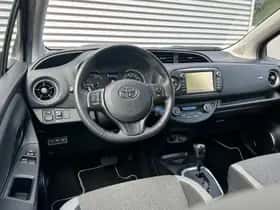 Toyota Yaris (2020) thumbnail 9
