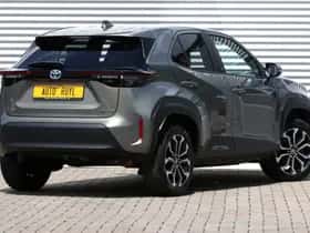 Toyota Yaris Cross (2022) thumbnail 2