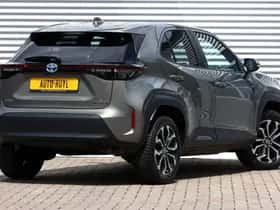 Toyota Yaris Cross (2023) thumbnail 2