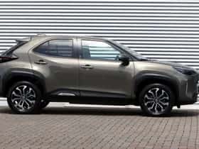 Toyota Yaris Cross (2023) thumbnail 3