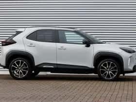 Toyota Yaris Cross (2023) thumbnail 3