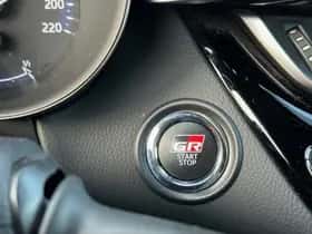 Toyota C-HR (2022) thumbnail 26