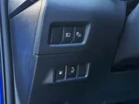 Toyota C-HR (2022) thumbnail 29