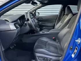 Toyota C-HR (2022) thumbnail 5