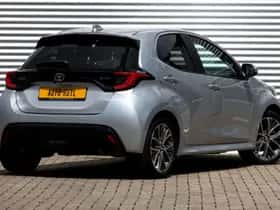 Toyota Yaris (2025) thumbnail 2