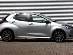 Toyota Yaris (2025) thumbnail 3