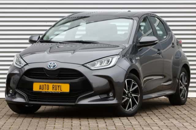 Toyota Yaris (2021) thumbnail 1