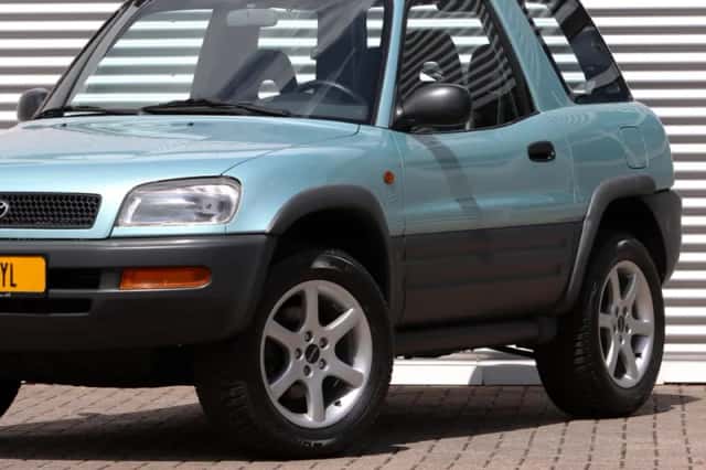 Toyota RAV4 (1997) thumbnail 6