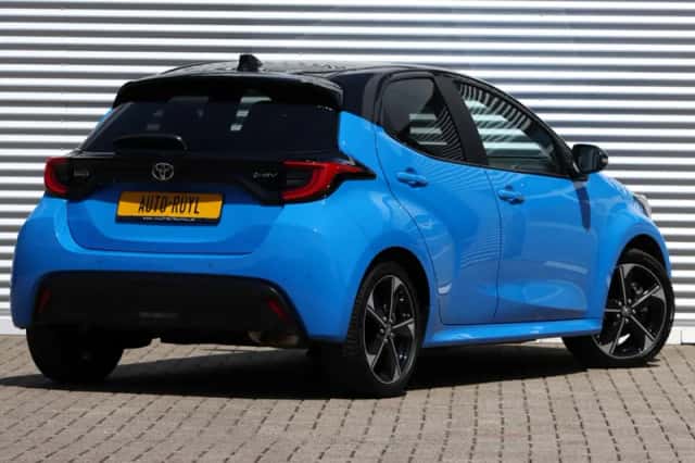 Toyota Yaris (2024) thumbnail 2