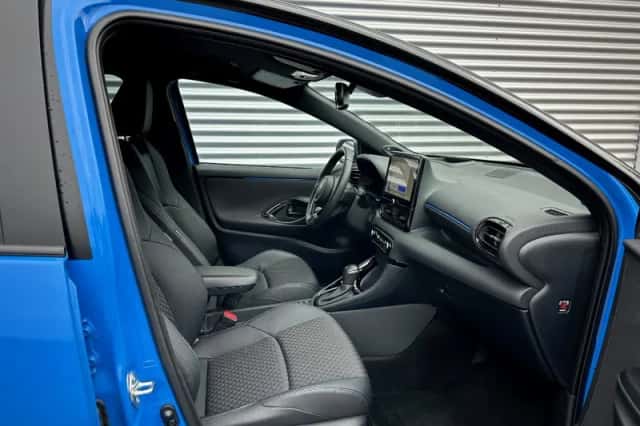Toyota Yaris (2024) thumbnail 4