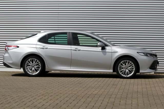 Toyota Camry (2019) thumbnail 3