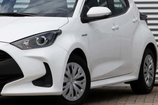 Toyota Yaris (2021) thumbnail 6