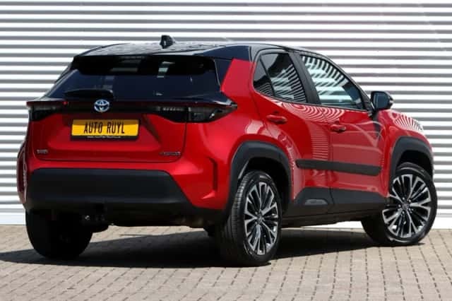 Toyota Yaris Cross (2022) thumbnail 2