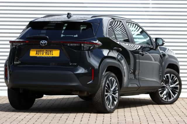 Toyota Yaris Cross (2024) thumbnail 2