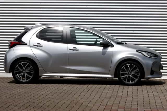 Toyota Yaris (2025) thumbnail 3