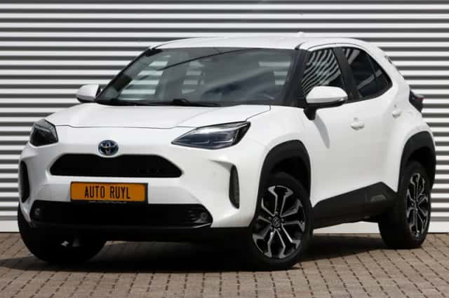 Toyota Yaris Cross (2023) thumbnail 1