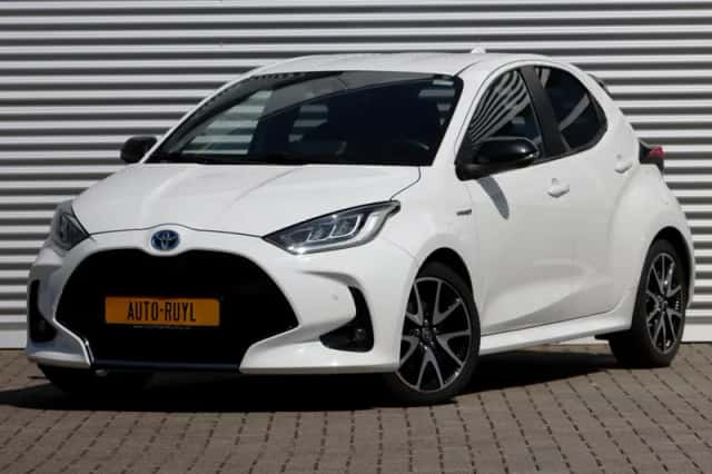 Toyota Yaris (2021) thumbnail 1