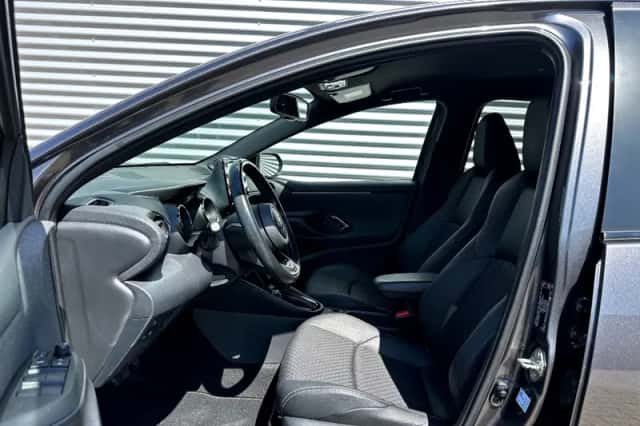 Toyota Yaris (2021) thumbnail 5