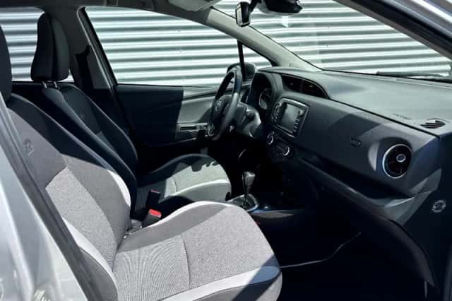 Toyota Yaris (2020) thumbnail 4