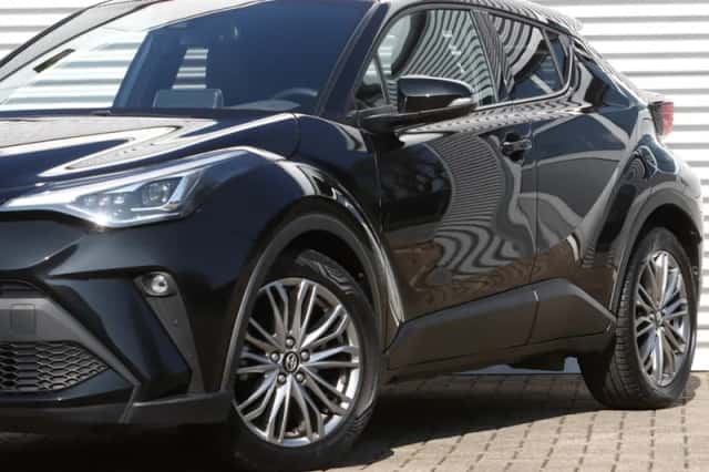 Toyota C-HR (2024) thumbnail 6