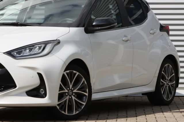 Toyota Yaris (2022) thumbnail 6