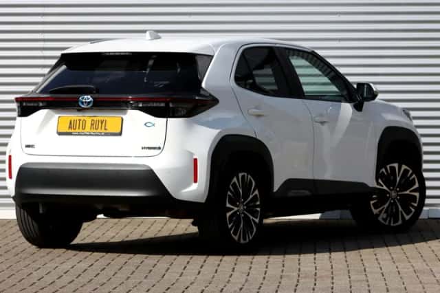 Toyota Yaris Cross (2022) thumbnail 2