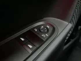 MINI Cooper (2024) thumbnail 24