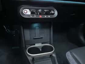 MINI Cooper (2024) thumbnail 33