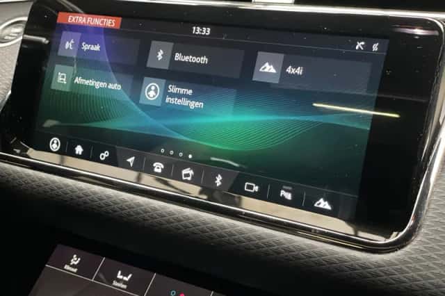 Land Rover Range Rover Evoque (2020) thumbnail 4