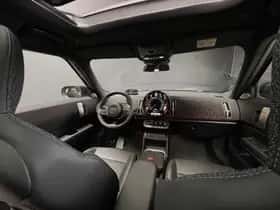 MINI Countryman (2025) thumbnail 2