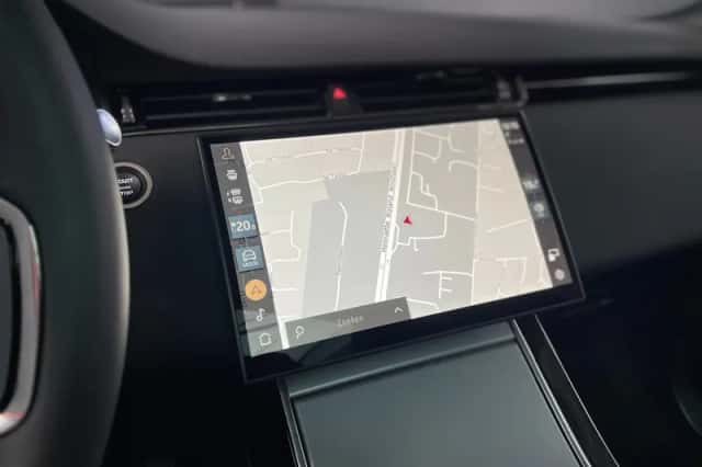 Land Rover Range Rover Evoque (2025) thumbnail 3