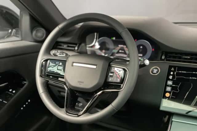 Land Rover Range Rover Evoque (2025) thumbnail 5
