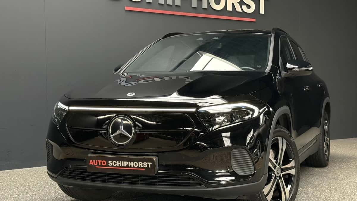 Mercedes-Benz EQA (2021) — foto 1