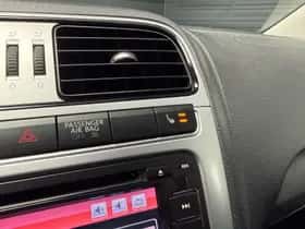 Volkswagen Polo (2012) thumbnail 14