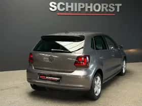 Volkswagen Polo (2012) thumbnail 3