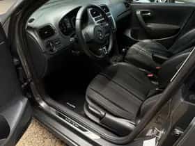 Volkswagen Polo (2012) thumbnail 5