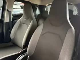 Toyota Aygo X (2023) thumbnail 15