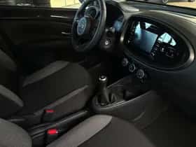 Toyota Aygo X (2023) thumbnail 18