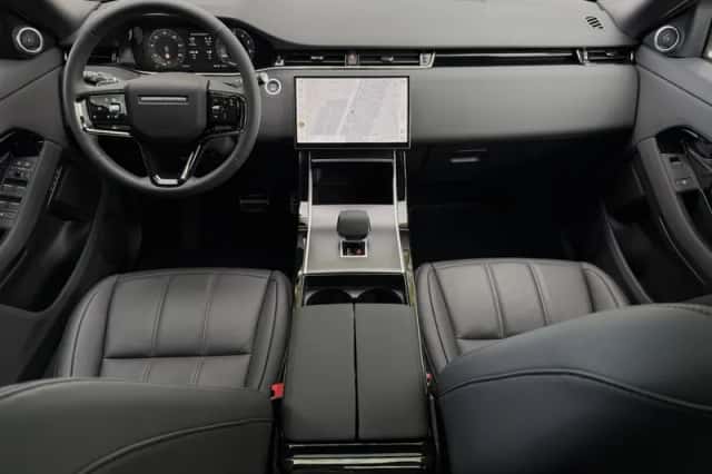 Land Rover Range Rover Evoque (2026) thumbnail 4