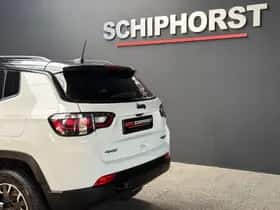 Jeep Compass (2023) thumbnail 8