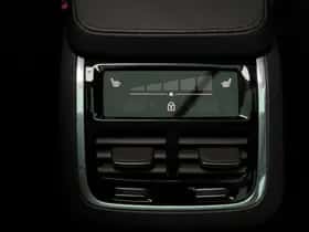 Volvo XC90 (2022) thumbnail 9