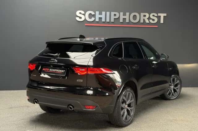 Jaguar F-Pace (2019) thumbnail 5