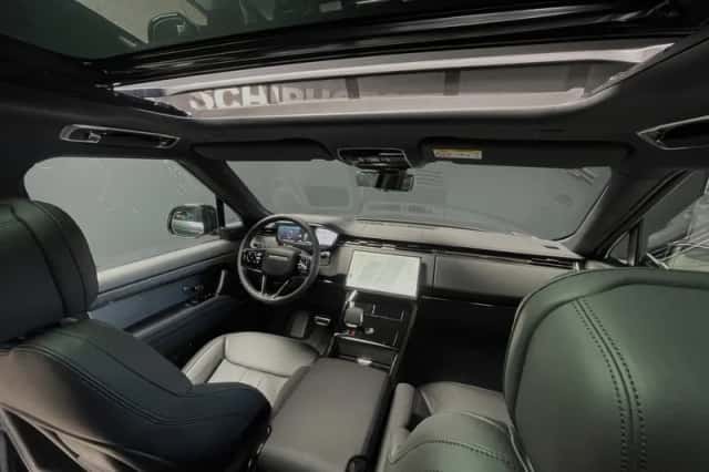 Land Rover Range Rover Sport (2026) thumbnail 2