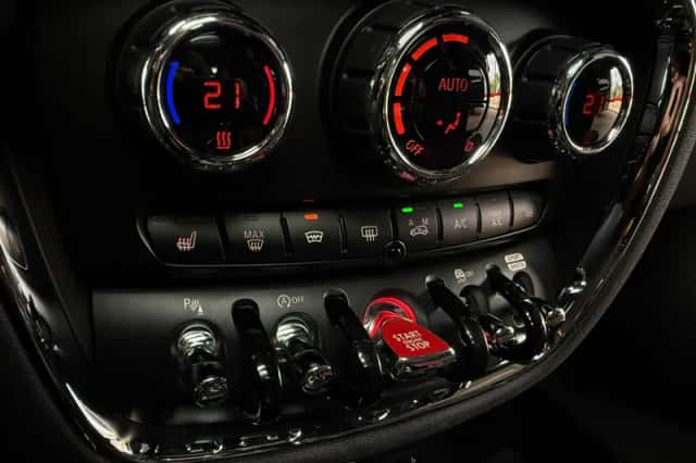 MINI John Cooper Works (2018) thumbnail 5