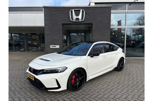 Honda Civic (2023) thumbnail 1