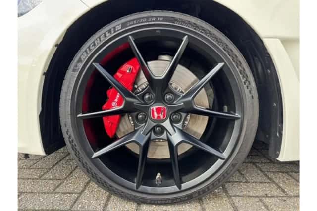 Honda Civic (2023) thumbnail 15