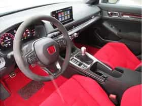 Honda Civic (2023) thumbnail 9