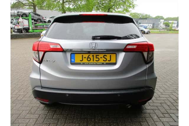 Honda HR-V (2020) thumbnail 4